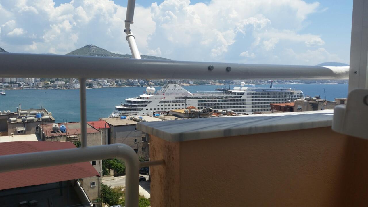 Christos Apartments Sarandë Exteriör bild