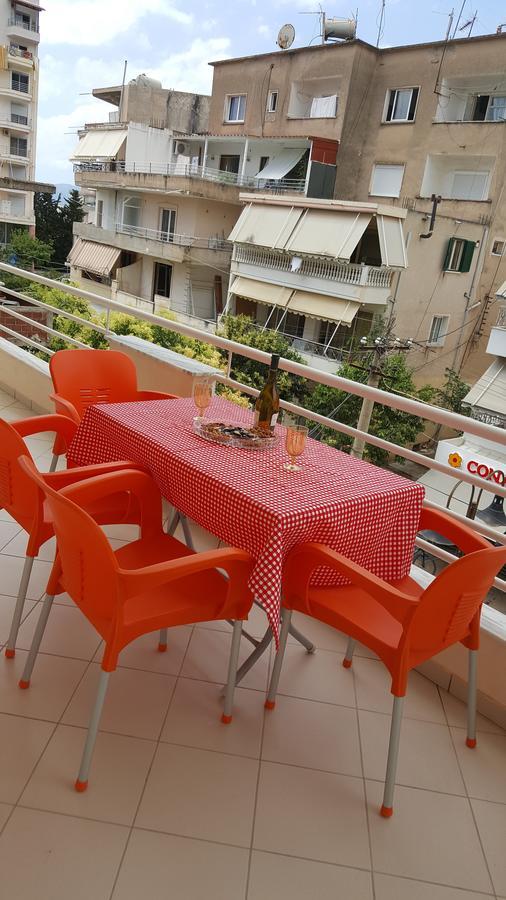 Christos Apartments Sarandë Exteriör bild